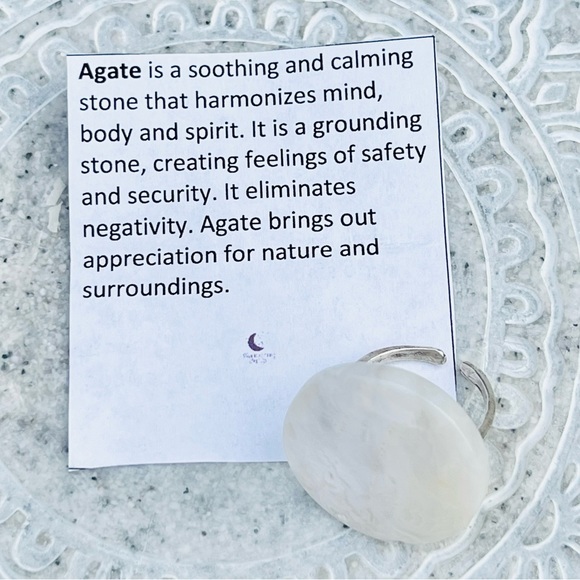 White Lace Agate Large Stone Ring, Handmade by Wandering Bunny LLC - Picture 4 of 11